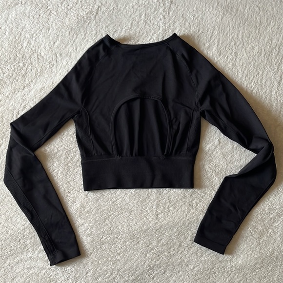 Aura Athletica Seamless Long Sleeve Sport Crop Top - Picture 4 of 5